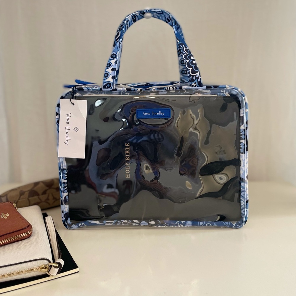 Vera Bradley bag in Blue Star Med. Use this bag to carry items for Church ⛪️!!